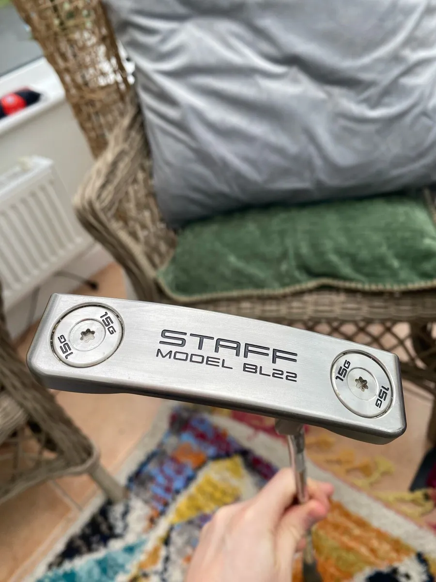 Wilson Staff BL22 Milled Face Putter - Image 1