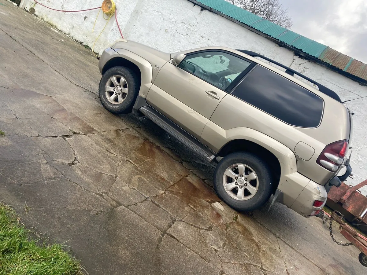 Toyota landcruiser - Image 2