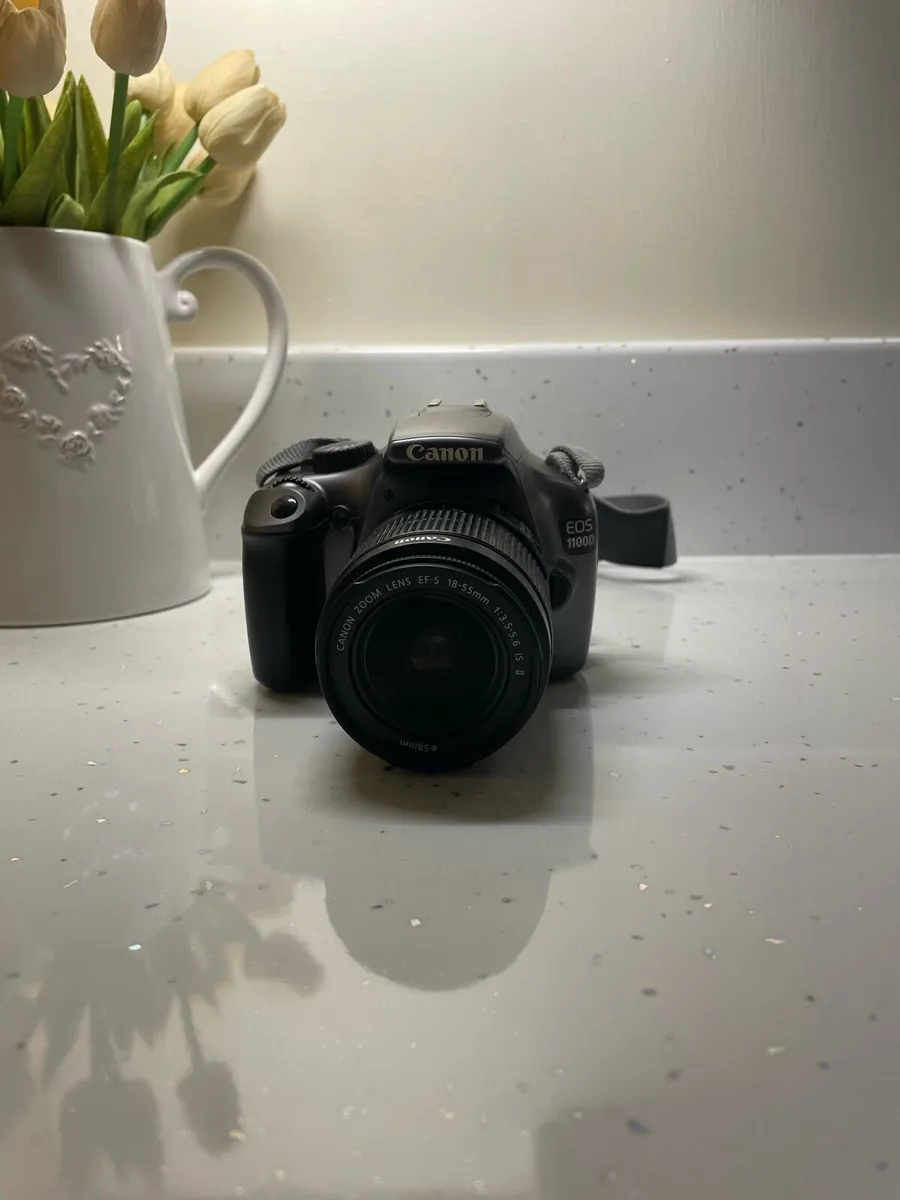 Canon EOS 1100D - Image 2