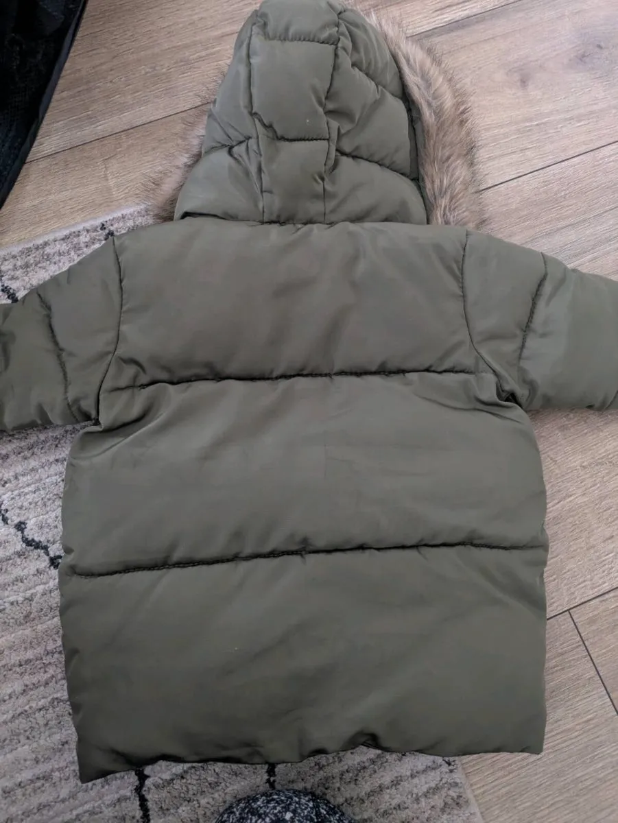 Child's jacket - Image 3