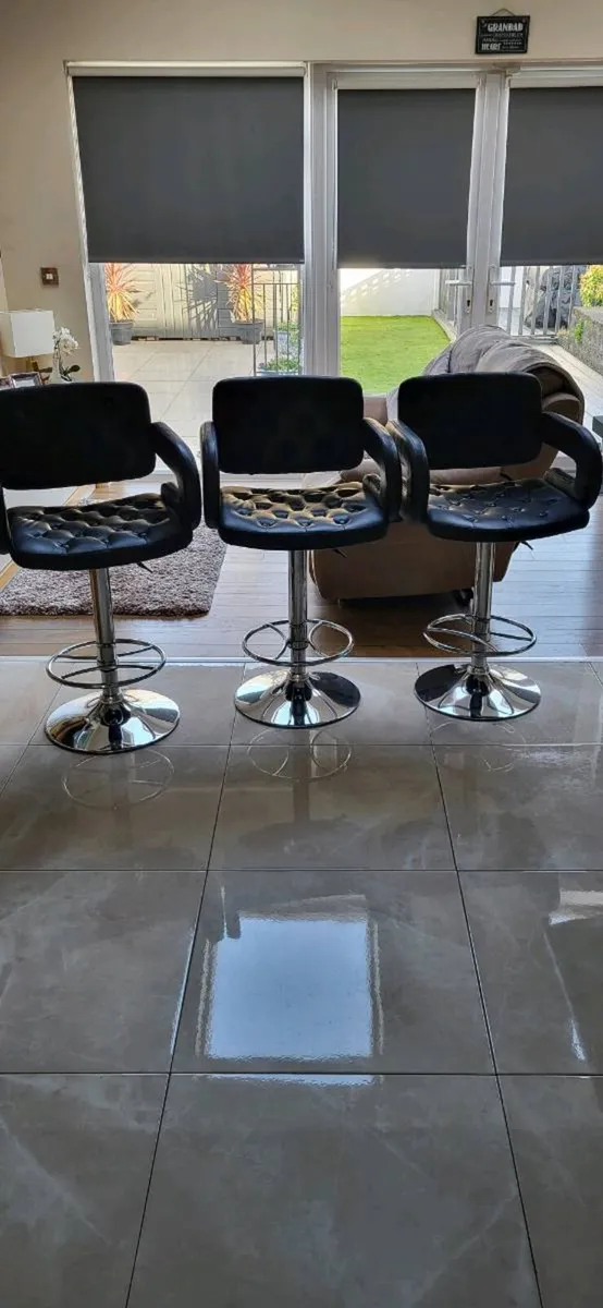 Kitchen Bar Stools - Image 4