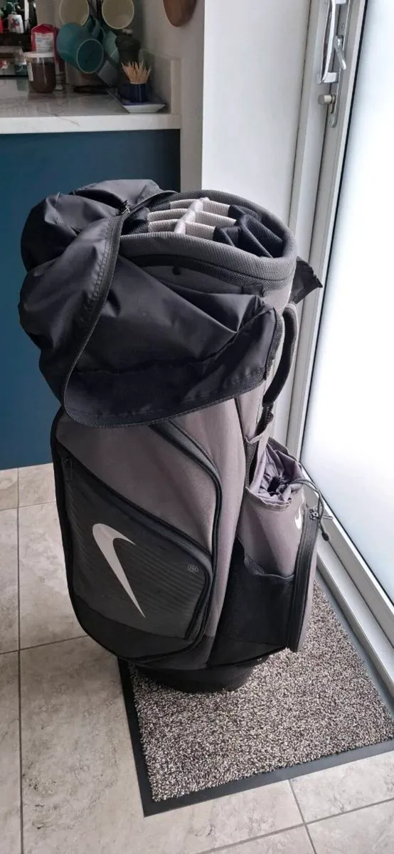 Golf bag - Image 1