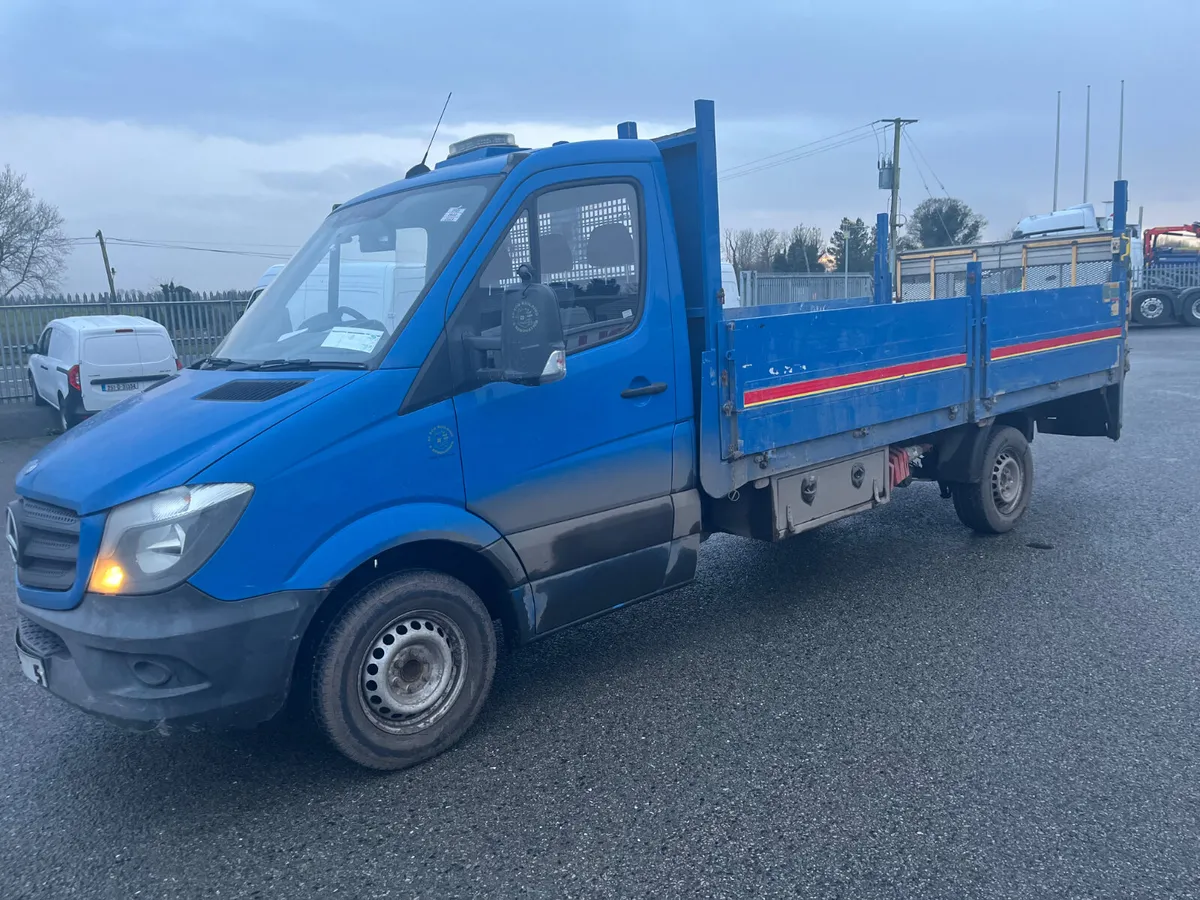 2015 Mercedes-Benz Sprinter Dropside - Image 2