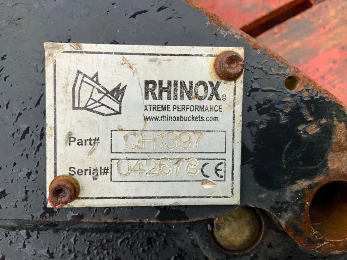 MINI DIGGER RHINOX QUICK HITCH....30mm......678 - Image 2