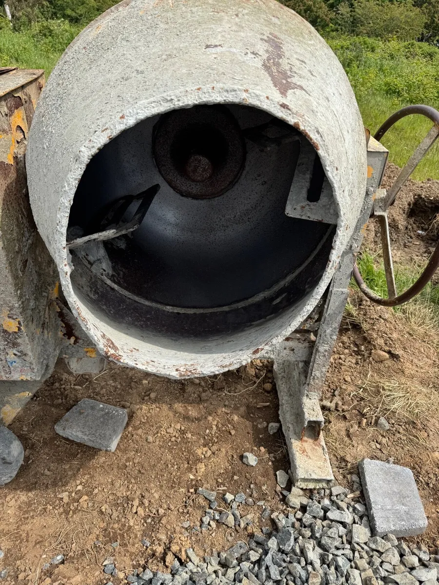 Cement mixer - Image 4