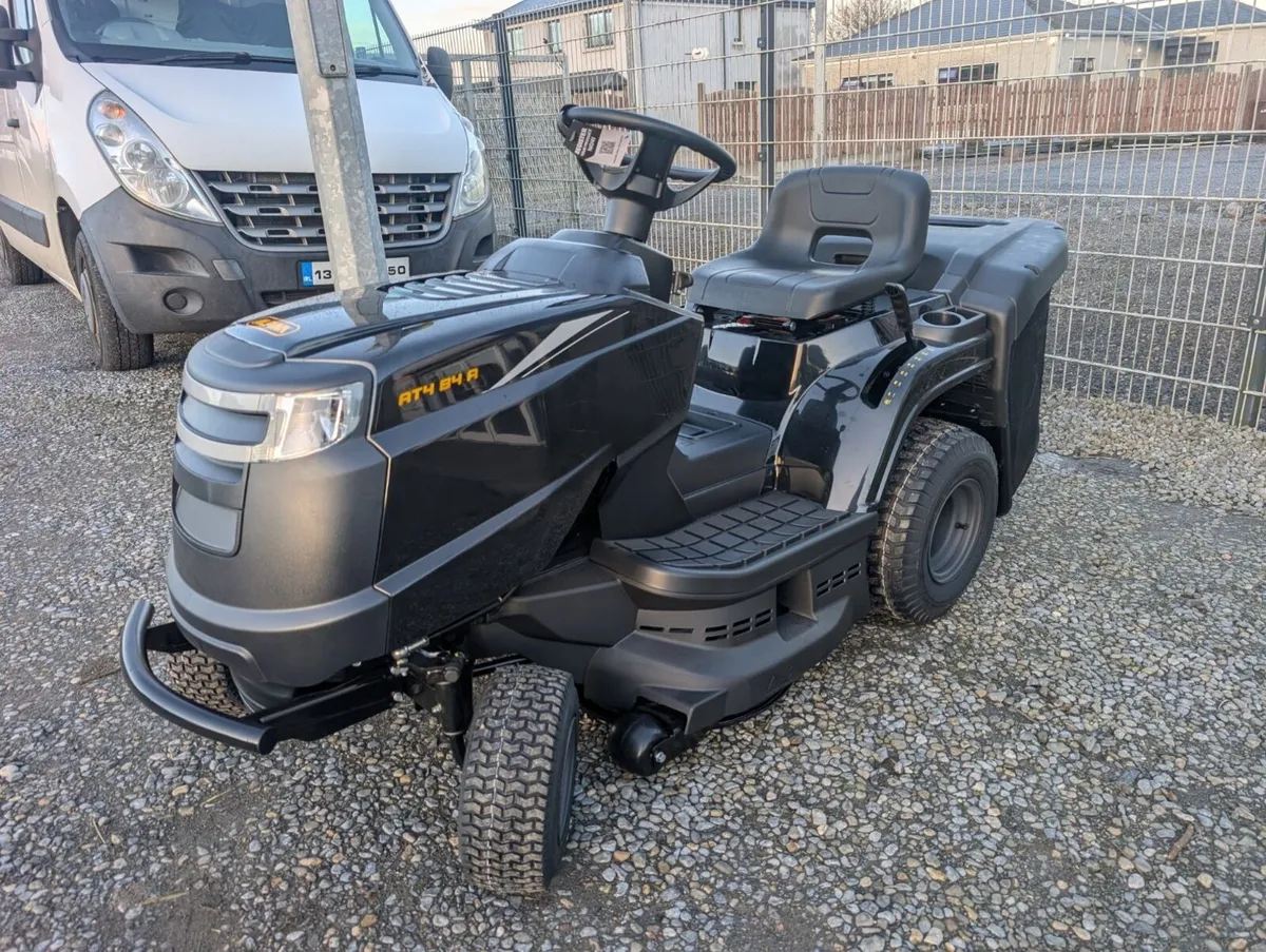 New Ride on lawnmower Alpina AT484A - Image 3