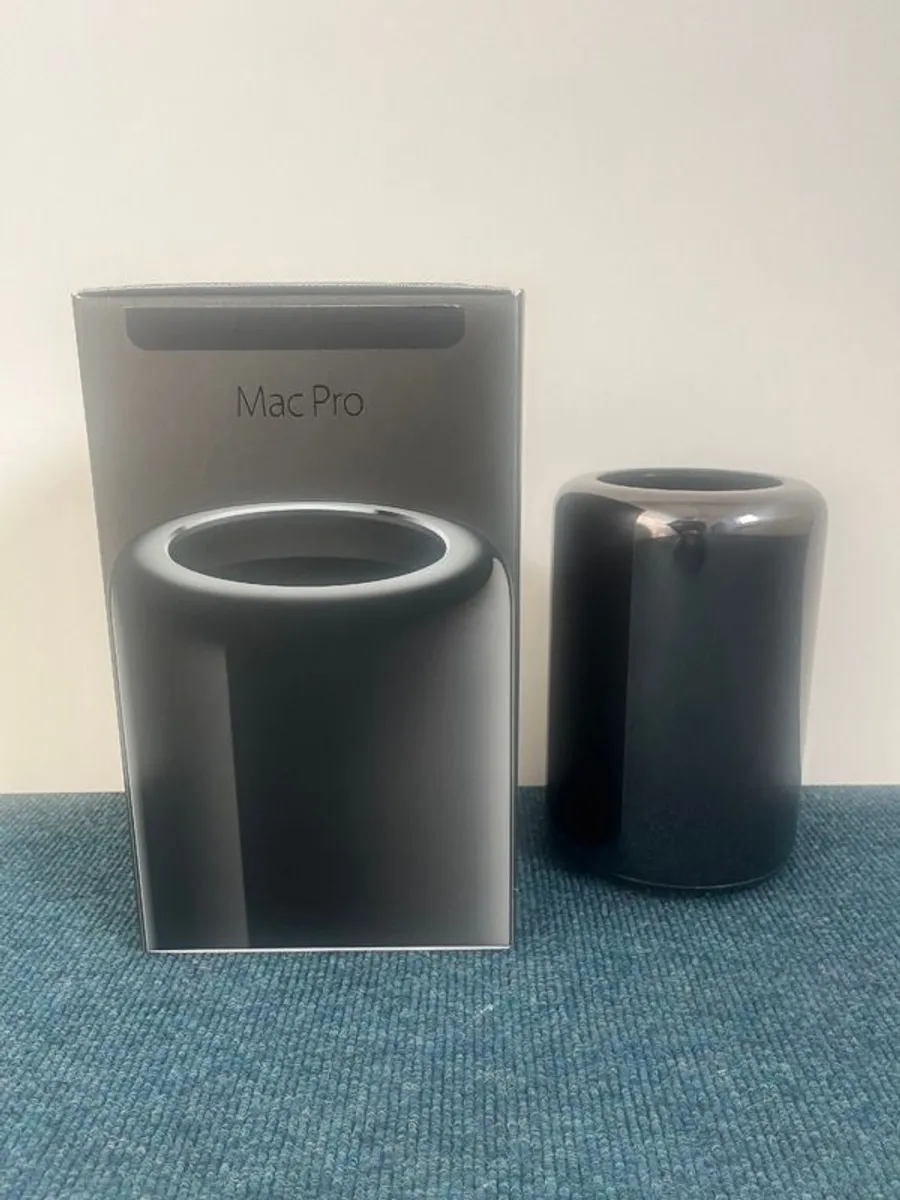 Mac Pro (Late 2013) A1481 model - Image 1