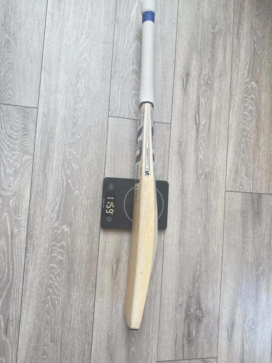 Somi storm English willow cricket bat - Image 2