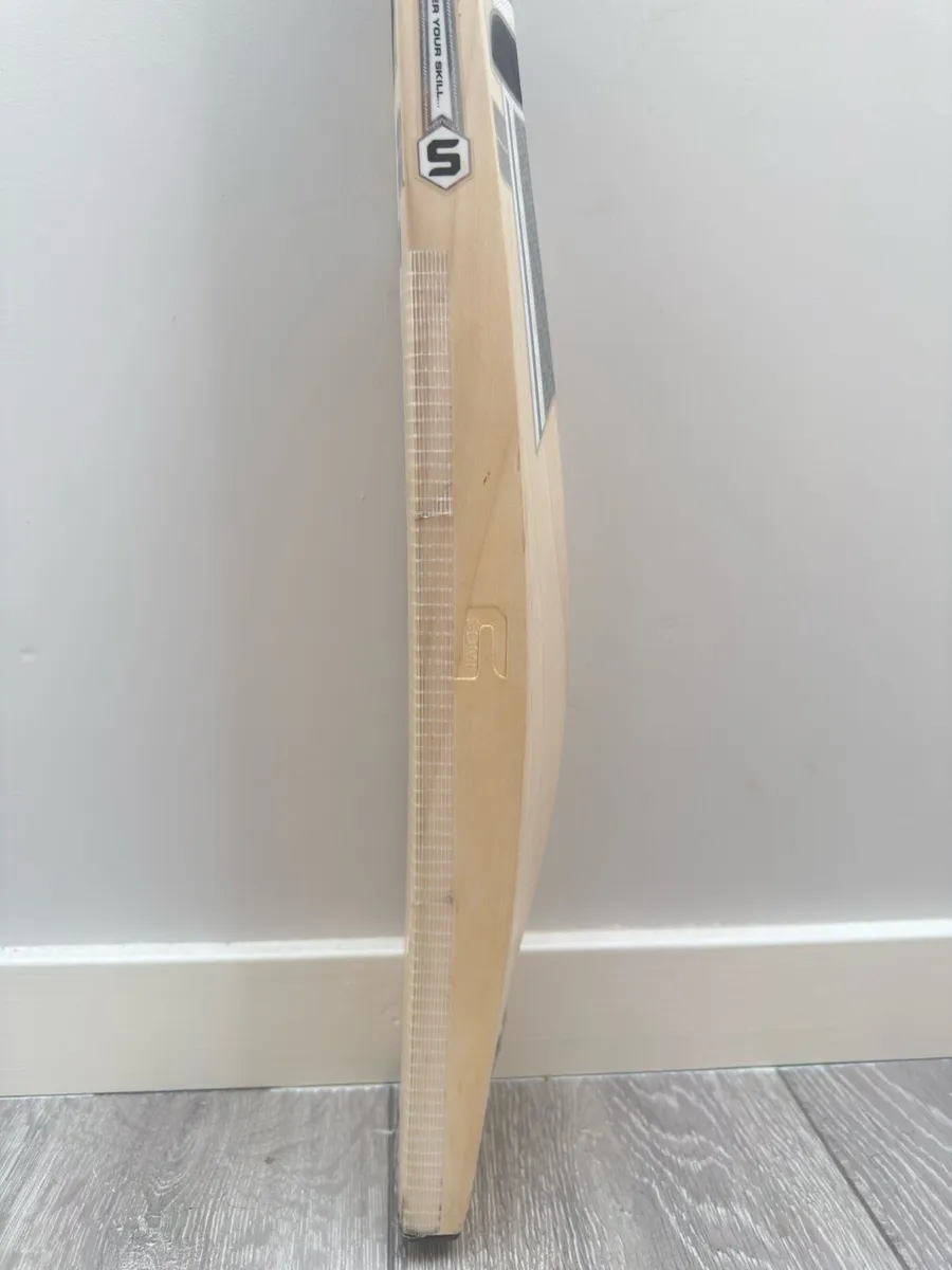 Somi storm English willow cricket bat - Image 3