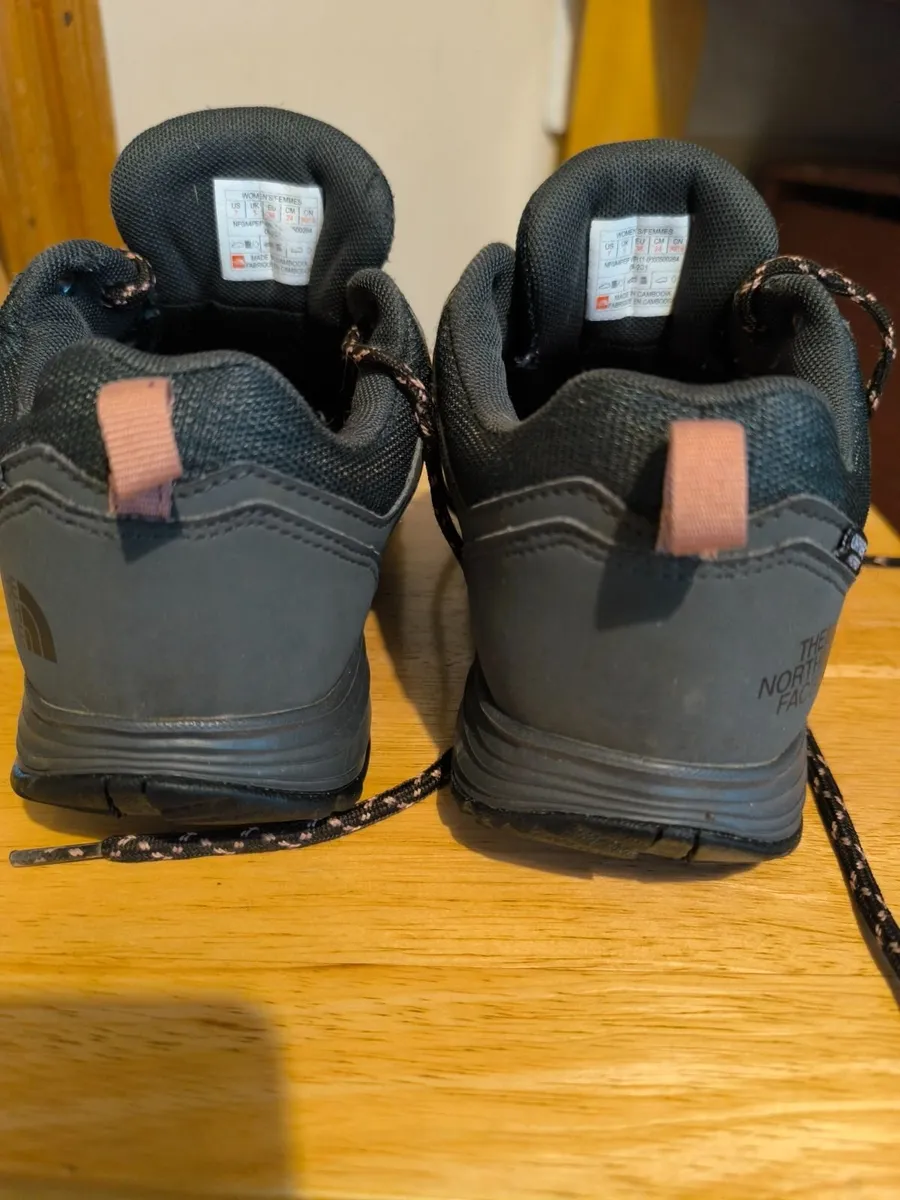 The north face 💦 - Image 3