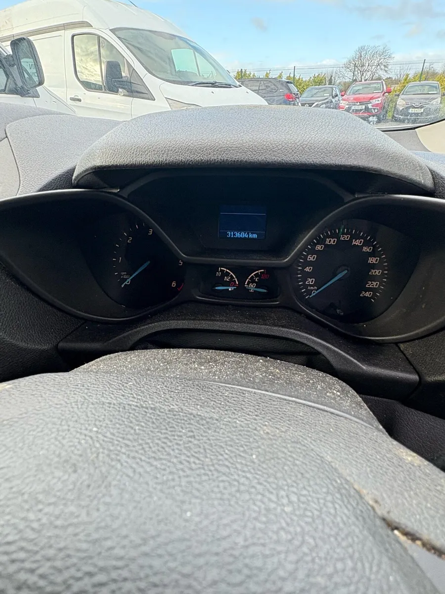 2016 ford transit connect tax 6/26 1 owner fromnew - Image 4