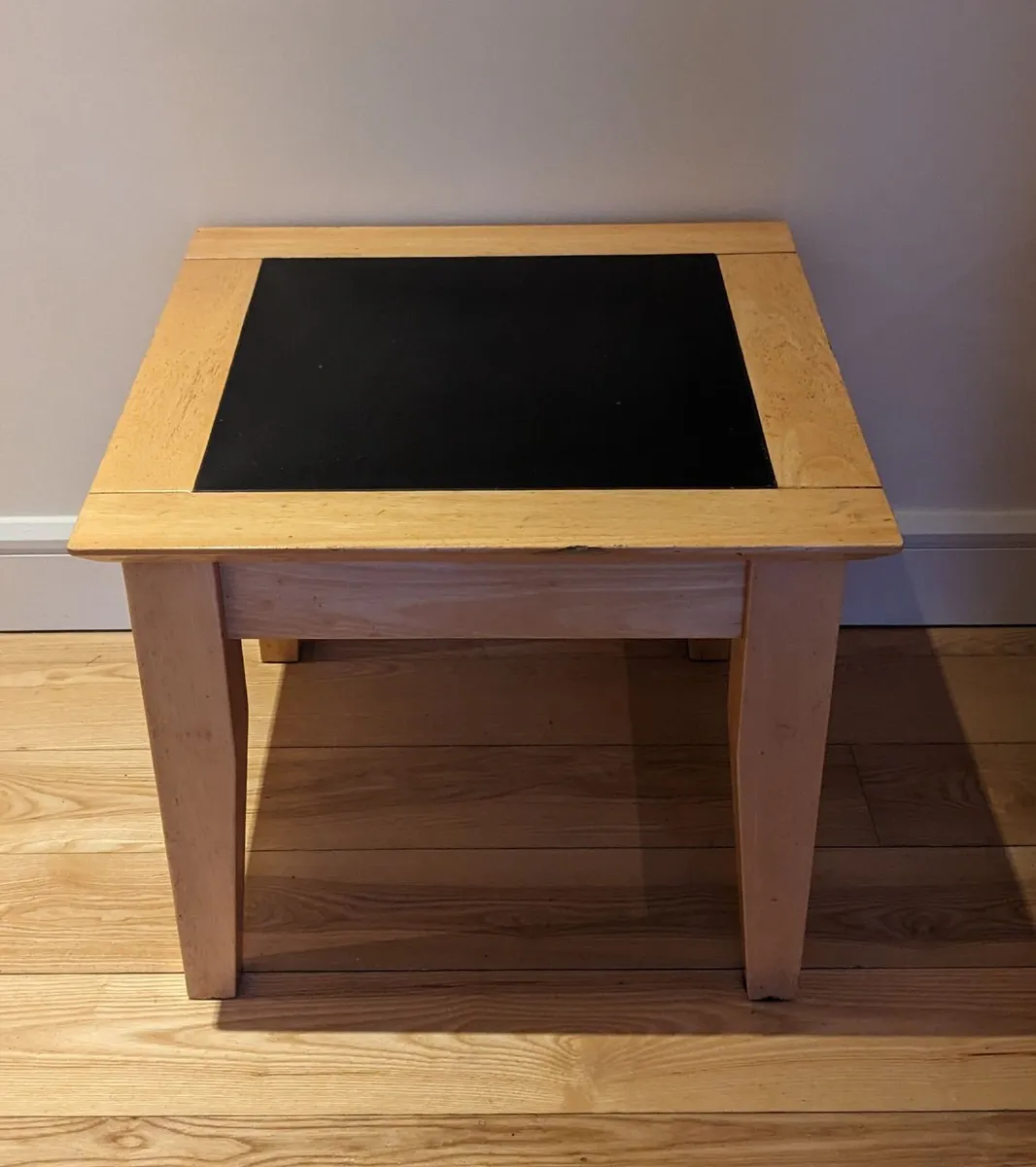 Small Coffee / Side Table - Image 1