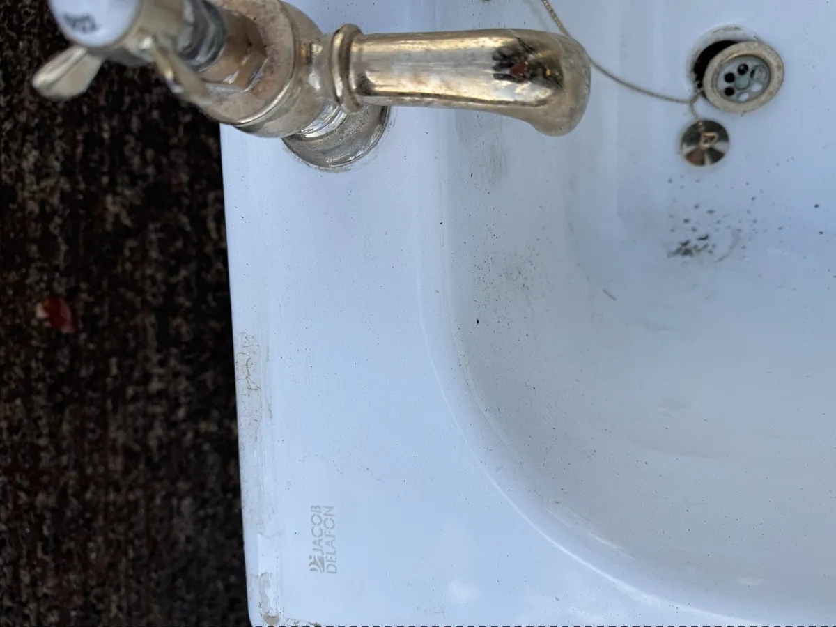 Cast Iron bath - Image 2