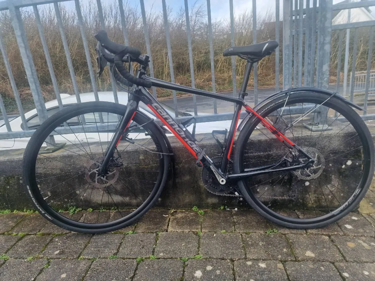 Cannondale Synapse Disc 105 Womens Road Bike 2019 - Image 1