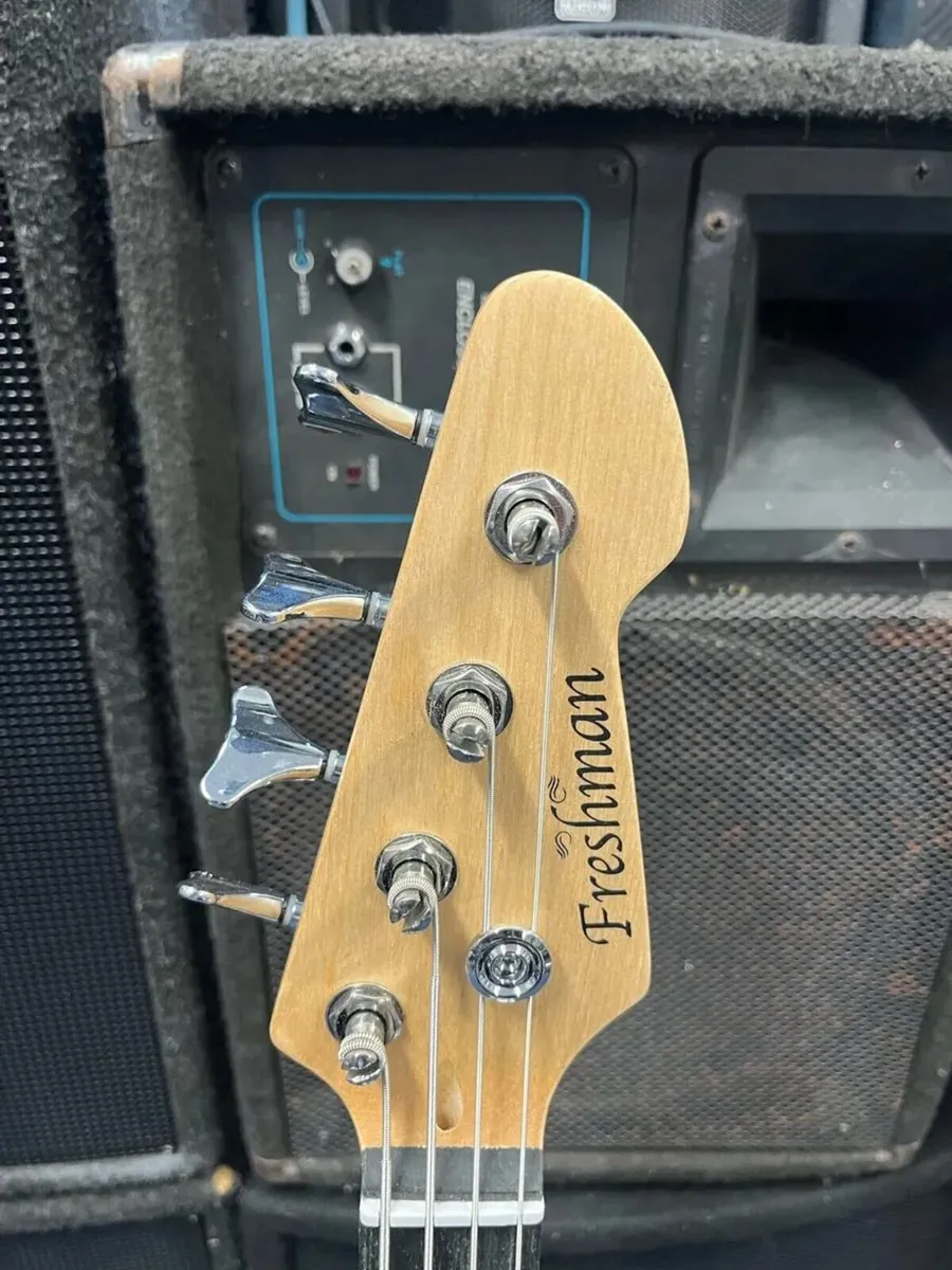 *NEW* Freshman P-Bass - Image 3