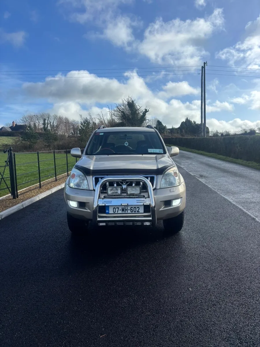 Toyota Landcruiser - Image 4