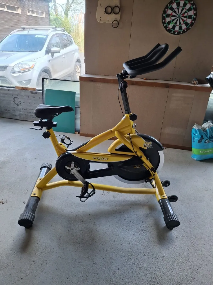 Spin bike - Image 1