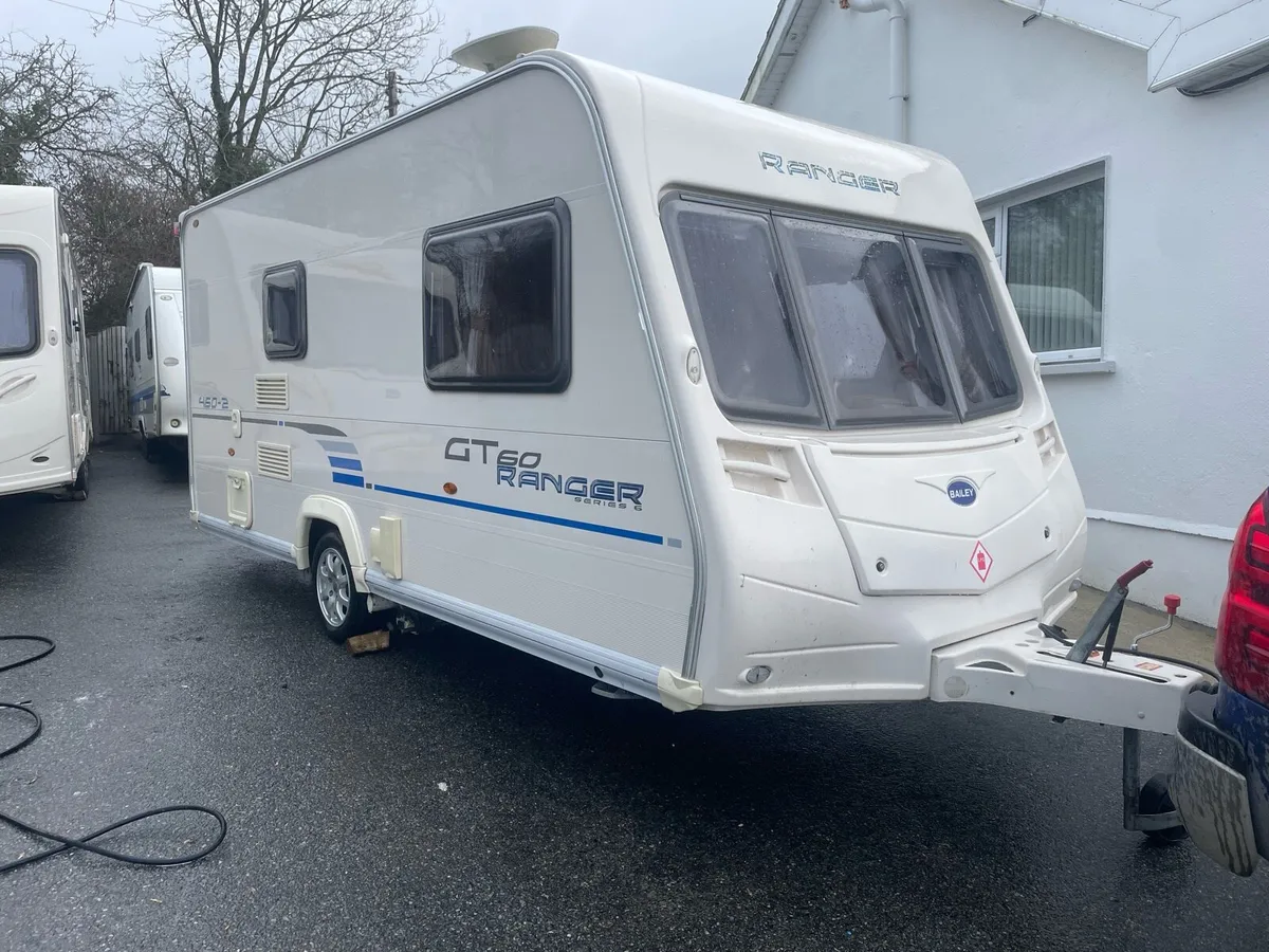 2 brith caravan light weight - Image 2