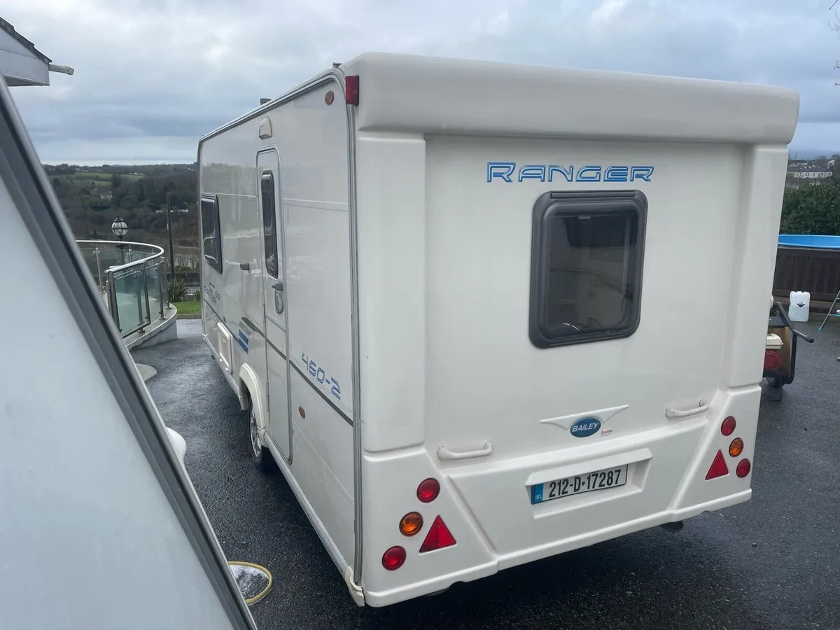 2 brith caravan light weight - Image 4