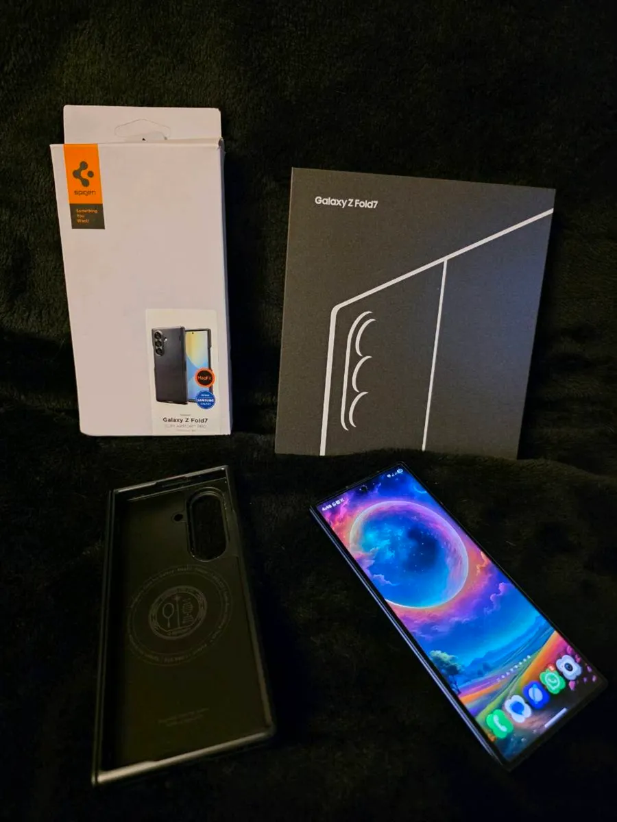 Samsung Galaxy Z Fold 7 512gb Blue + accessories - Image 1