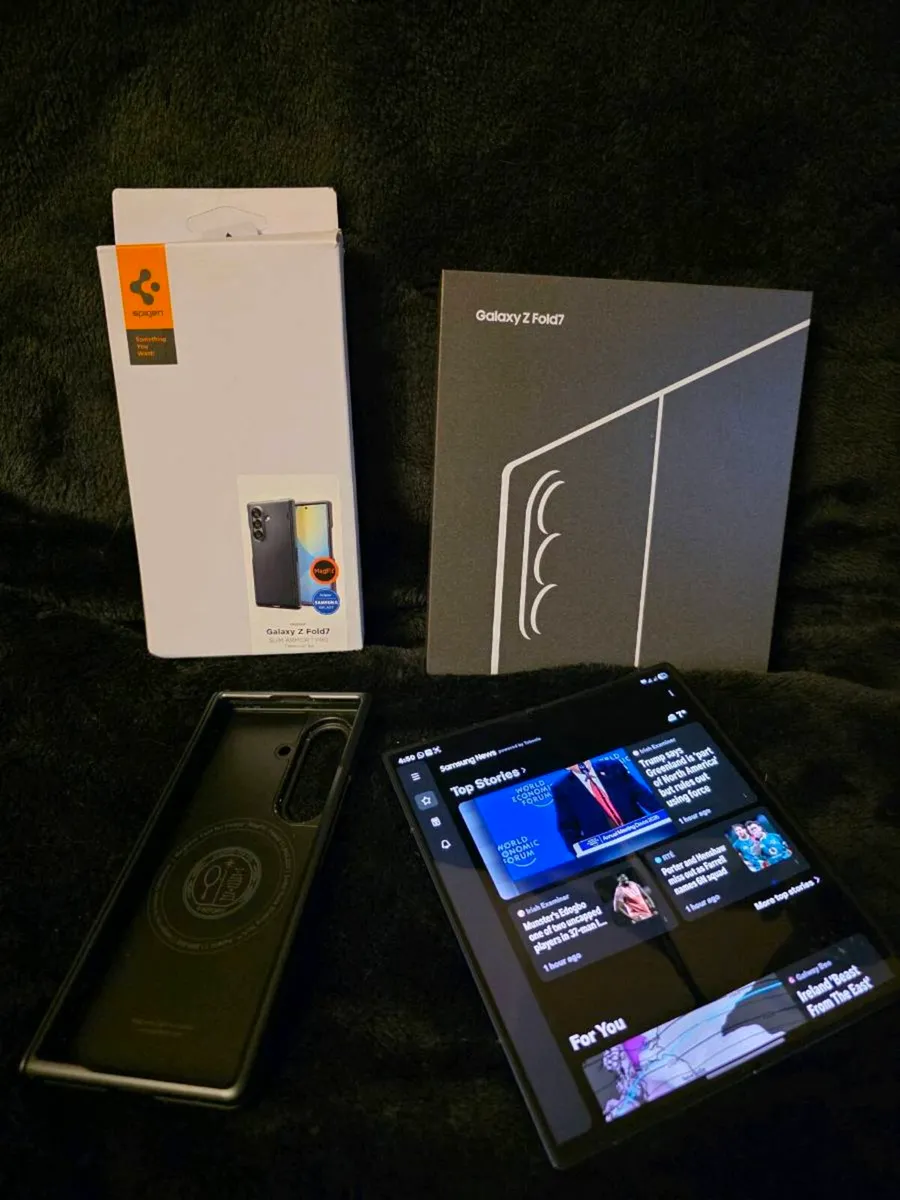 Samsung Galaxy Z Fold 7 512gb Blue + accessories - Image 4