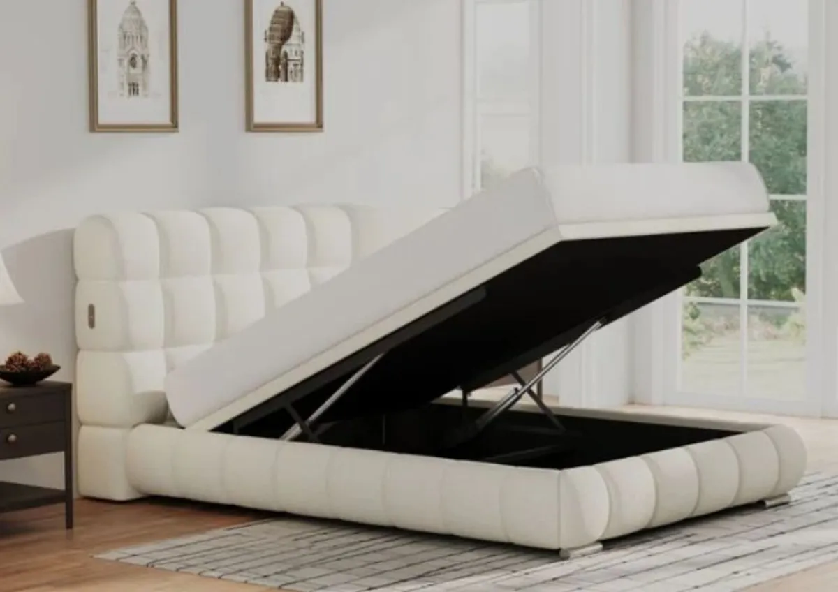 Kelvin Boucle Natural Fabric Ottoman / 2 Sizes - Image 3