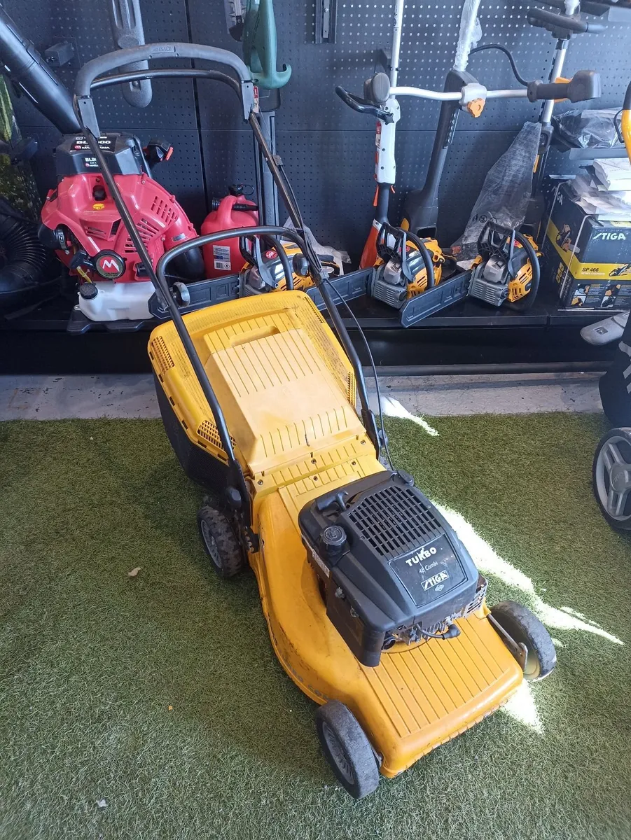 STIGA PUSH PETROL LAWNMOWER FOR SALE - Image 1