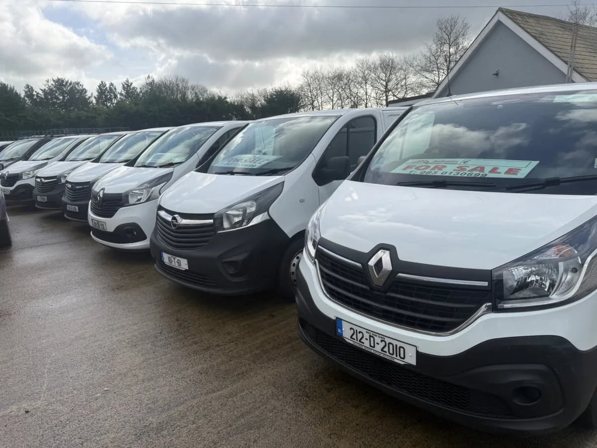 Wide selection traffic Vivaro - Image 4