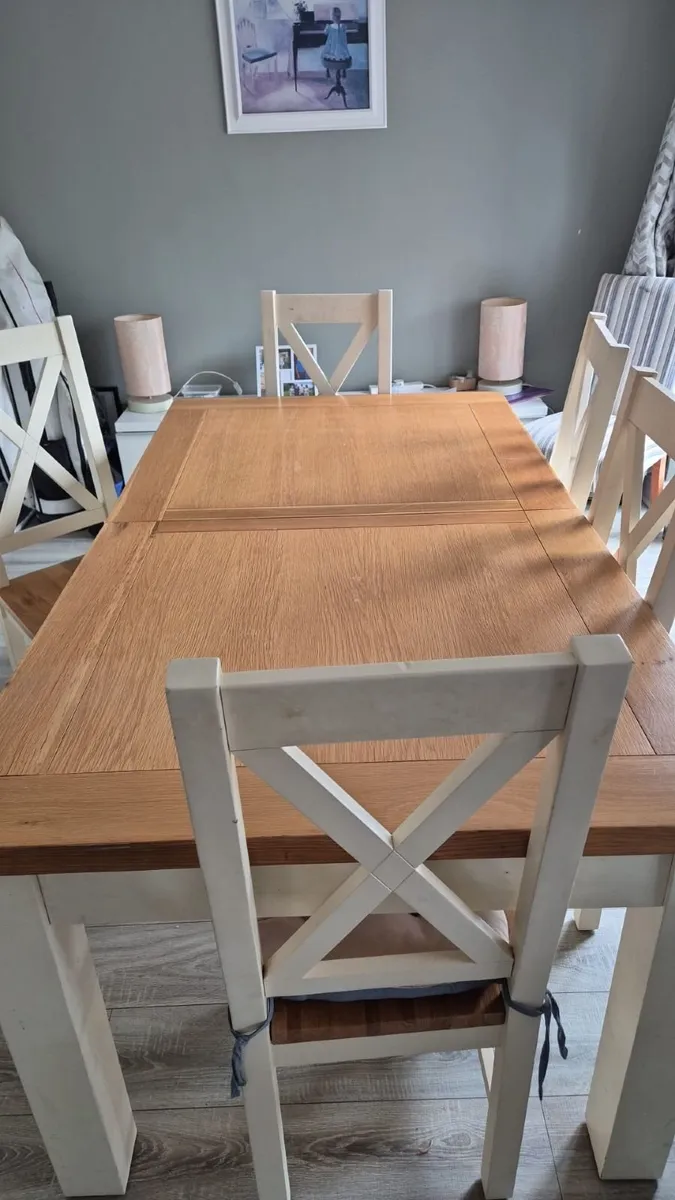 Dining room table and 6 chairs - Image 3