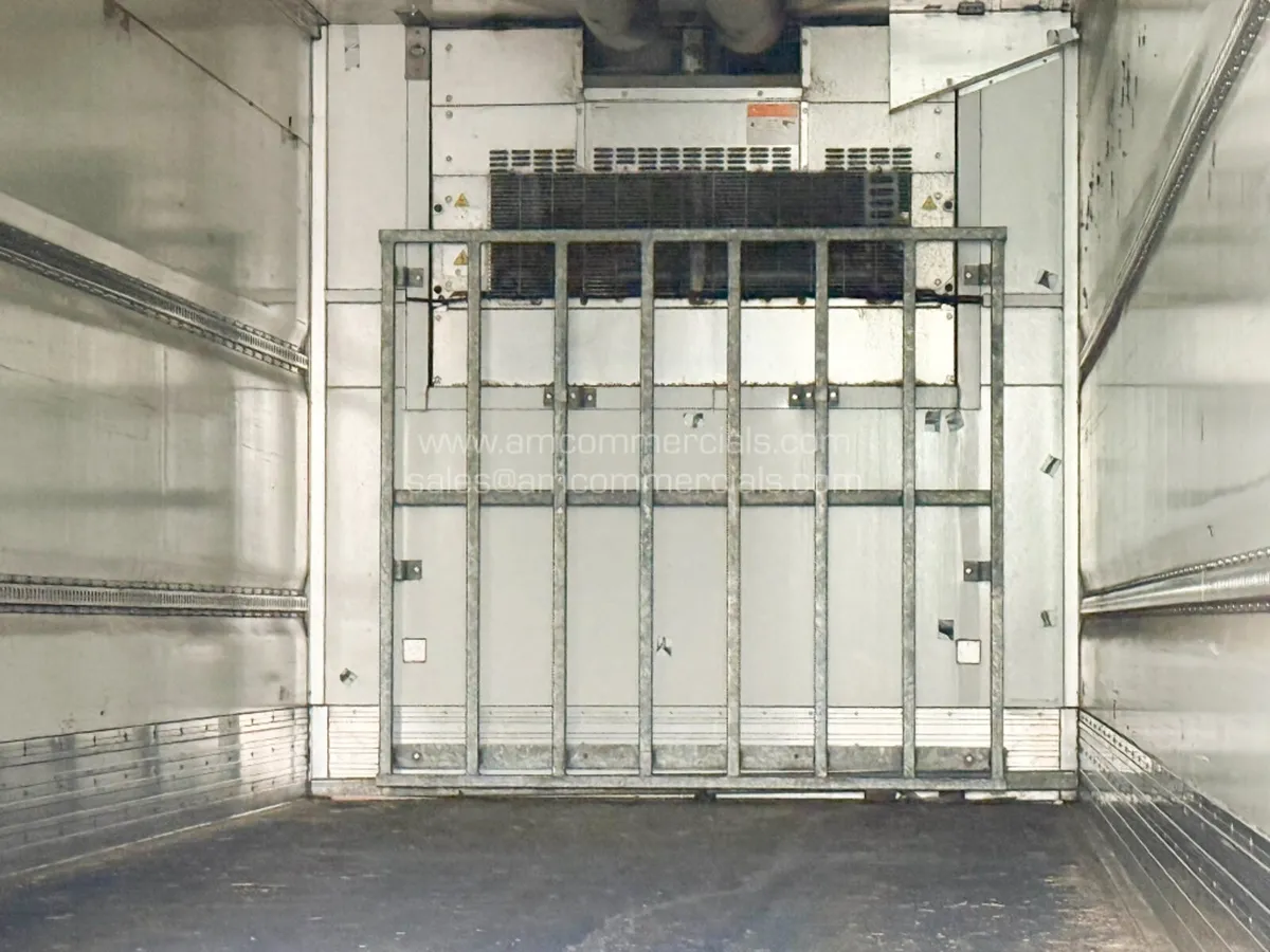 2014 GRAY & ADAMS 4000MM MONO-TEMP FRIDGE TRI AXLE - Image 4