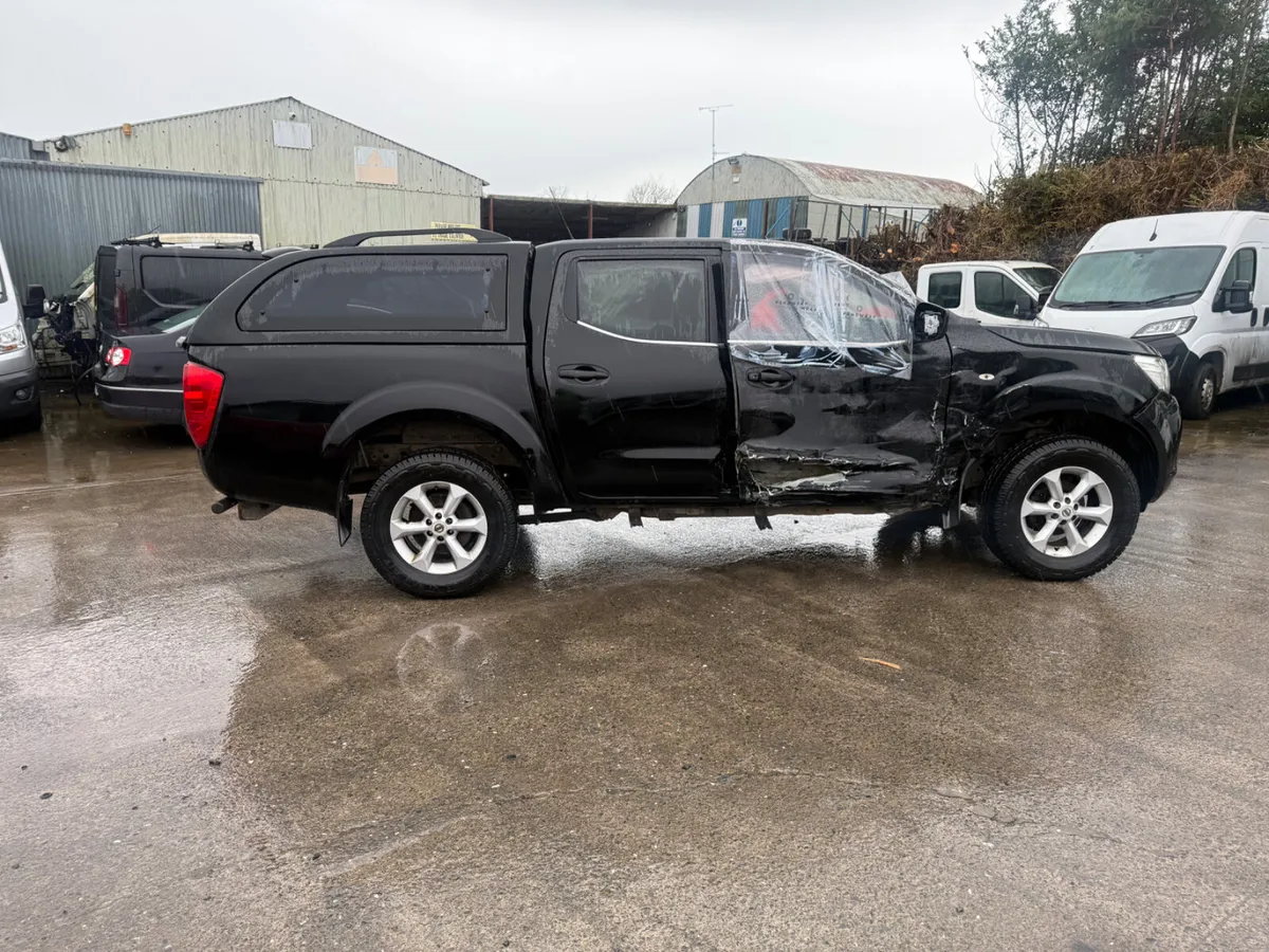 2018 Nissan NAVARA 2.3 DCI  NP300 - Image 4