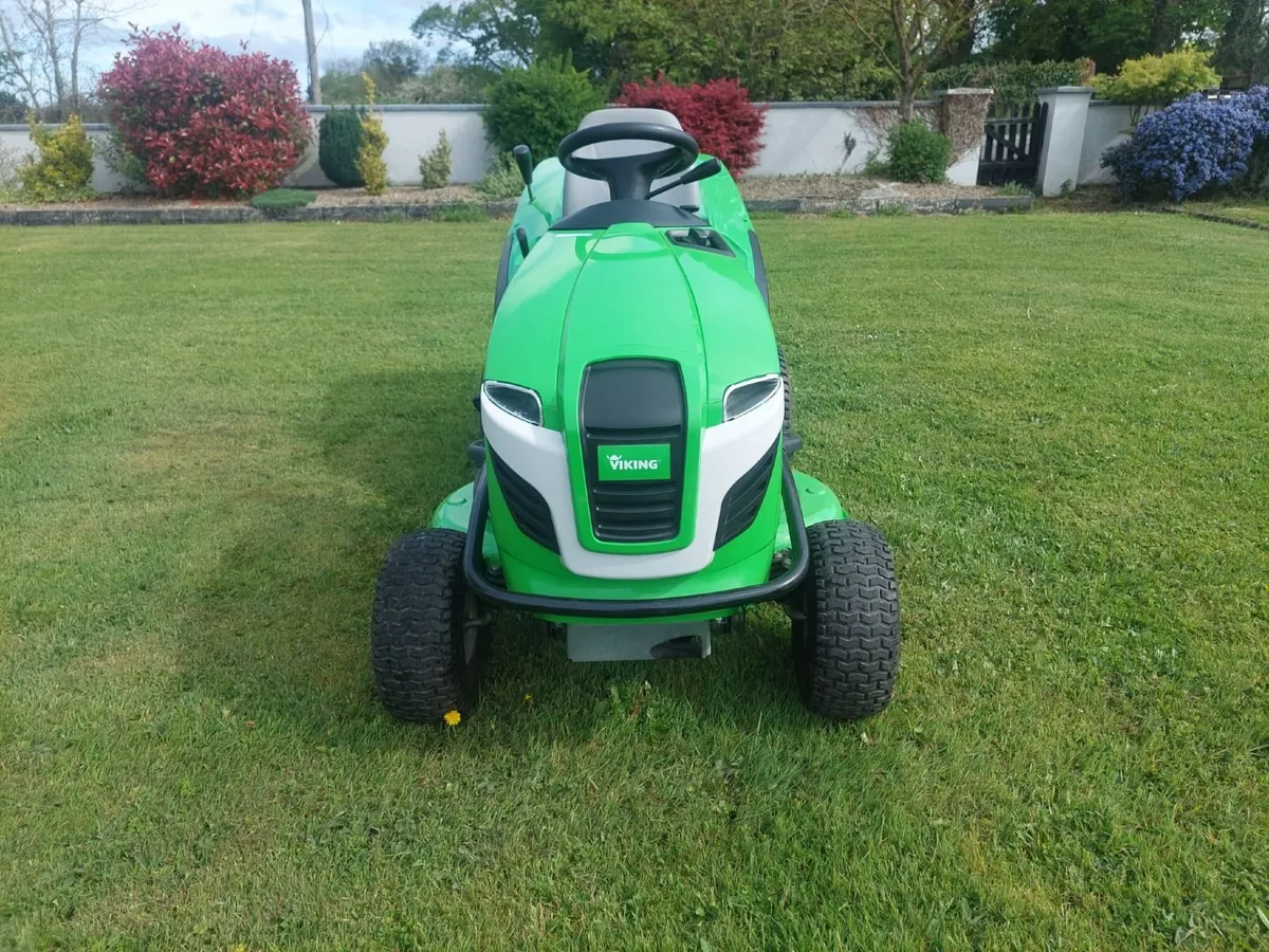 Viking Ride On Lawnmower - Image 3