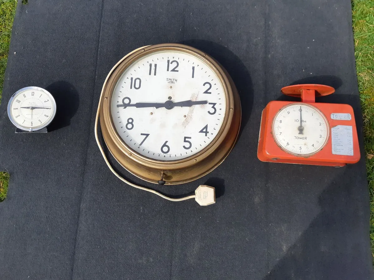 Vintage clocks - Image 1