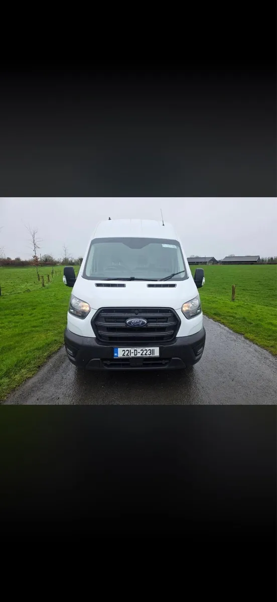 Transit van - Image 2