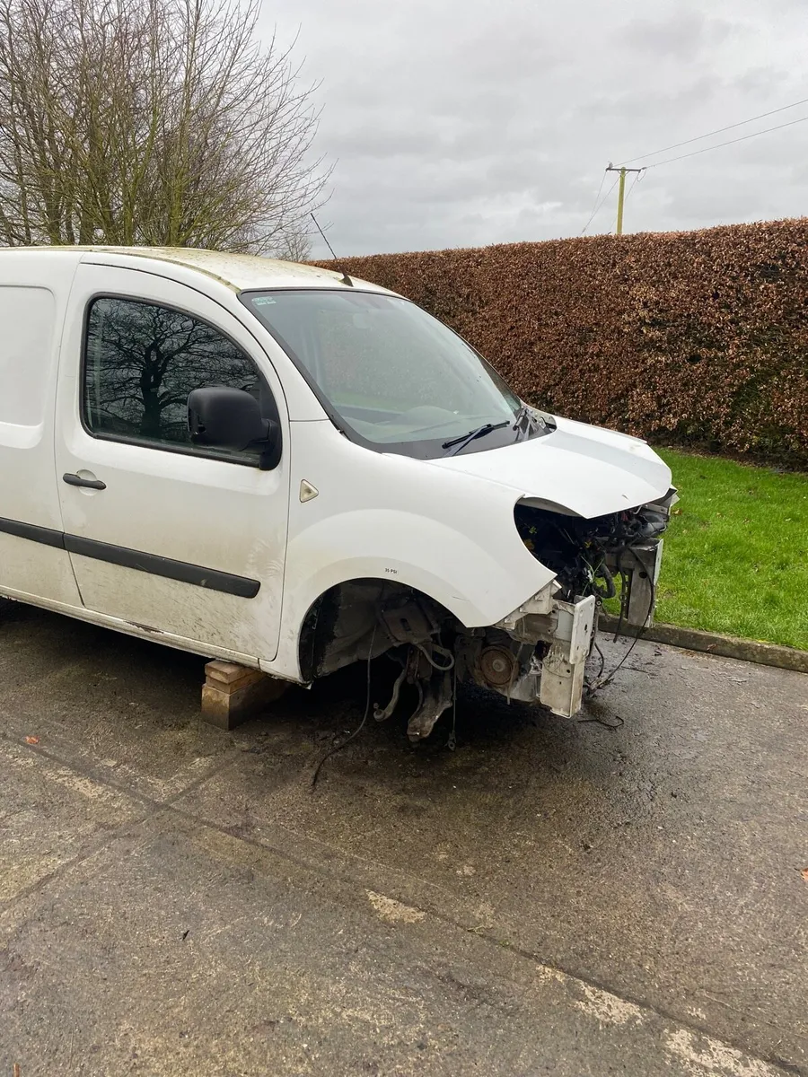 Van for scrap/parts - Image 3