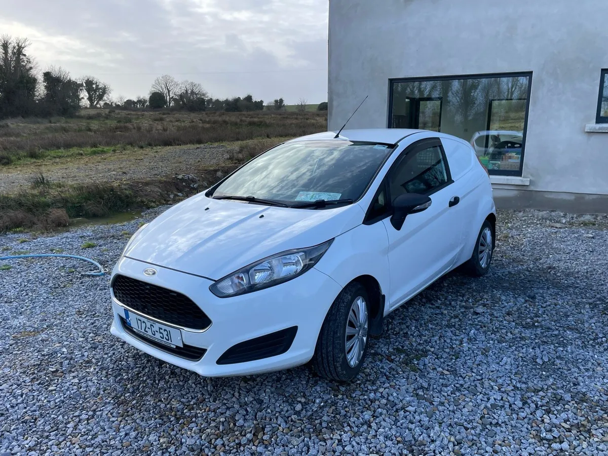 ford fiesta - FRESH CVRT - Image 1