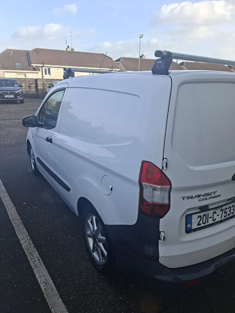 Ford Transit 2020 - Image 2