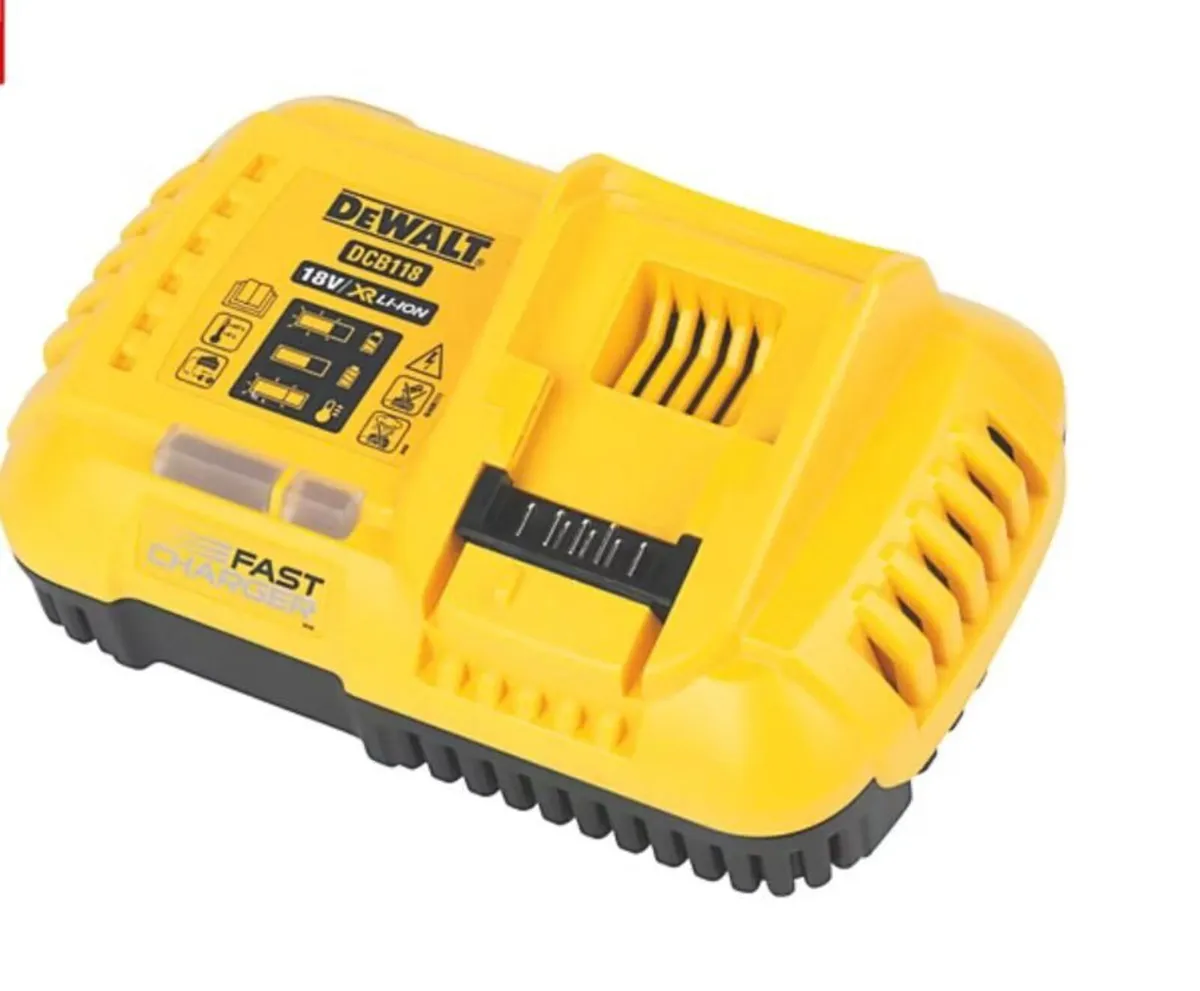 New dewalt fast charger - Image 3