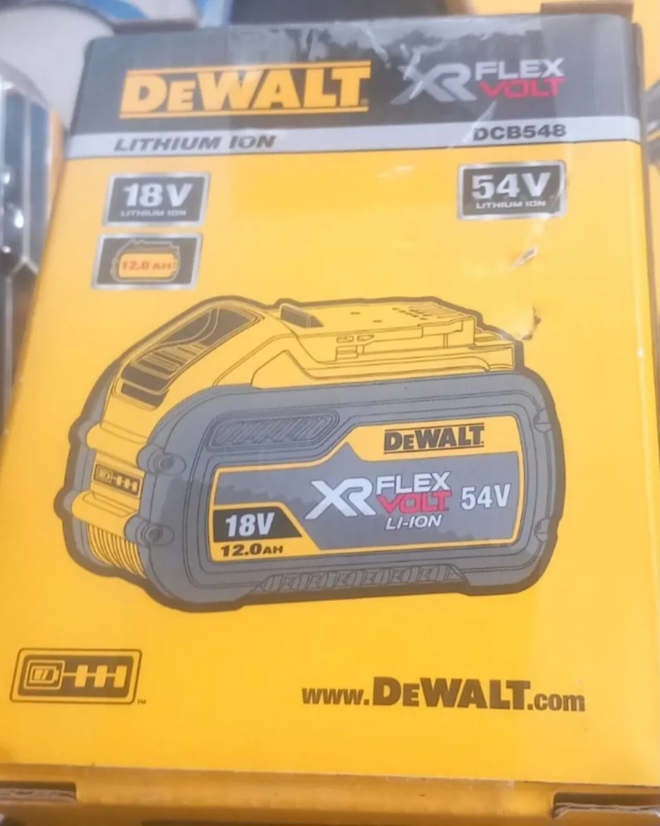 New 12Ah dewalt flexvolt battery - Image 1