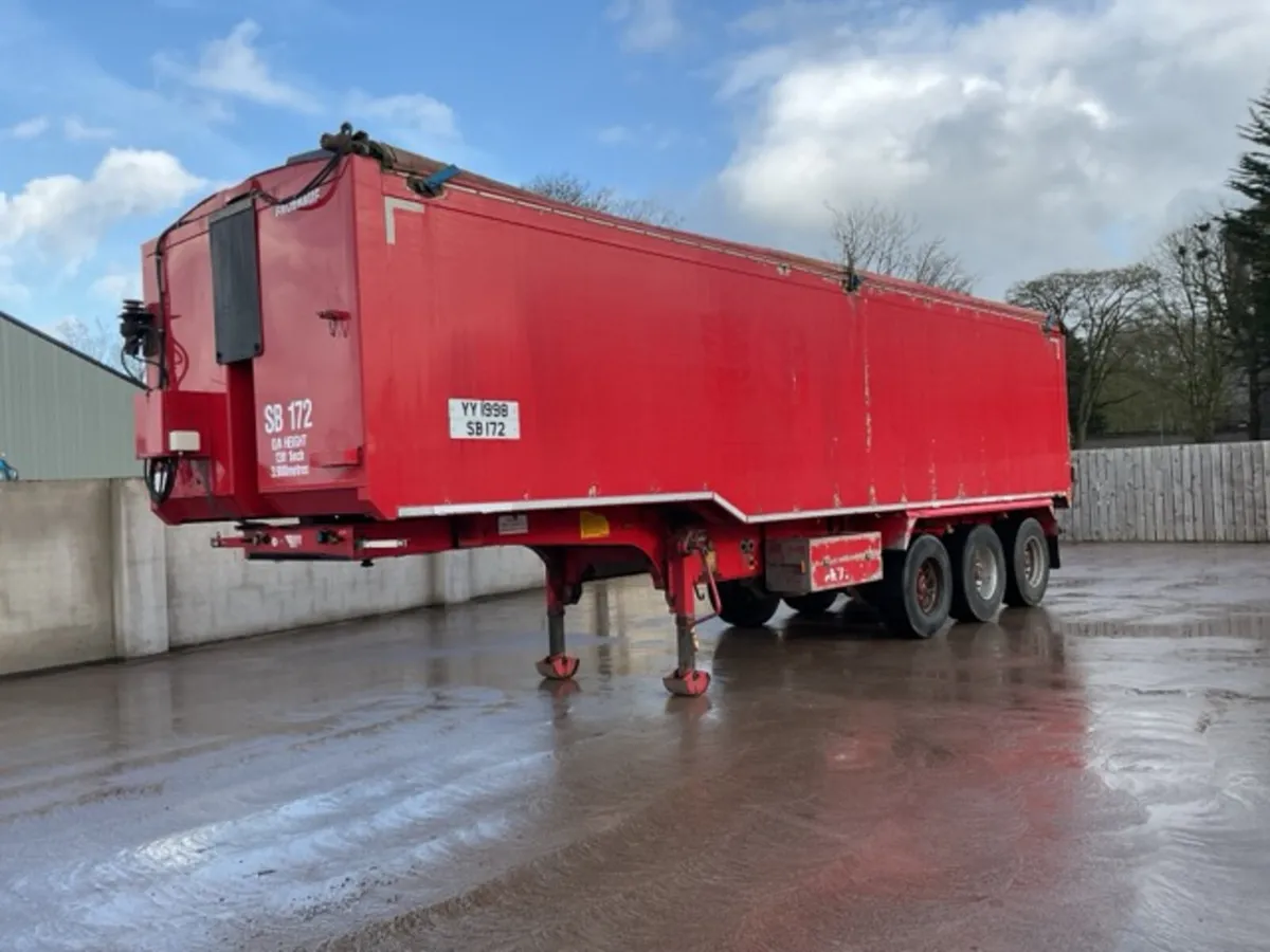 2013 Fruehauf Tri Axle Plank Side Tipping Trailer - Image 1