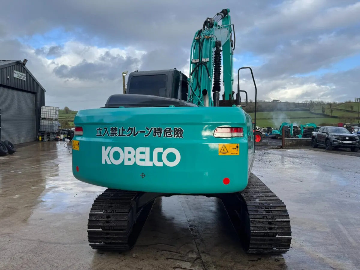 2015 Kobelco SK140 LC Excavator - Image 4