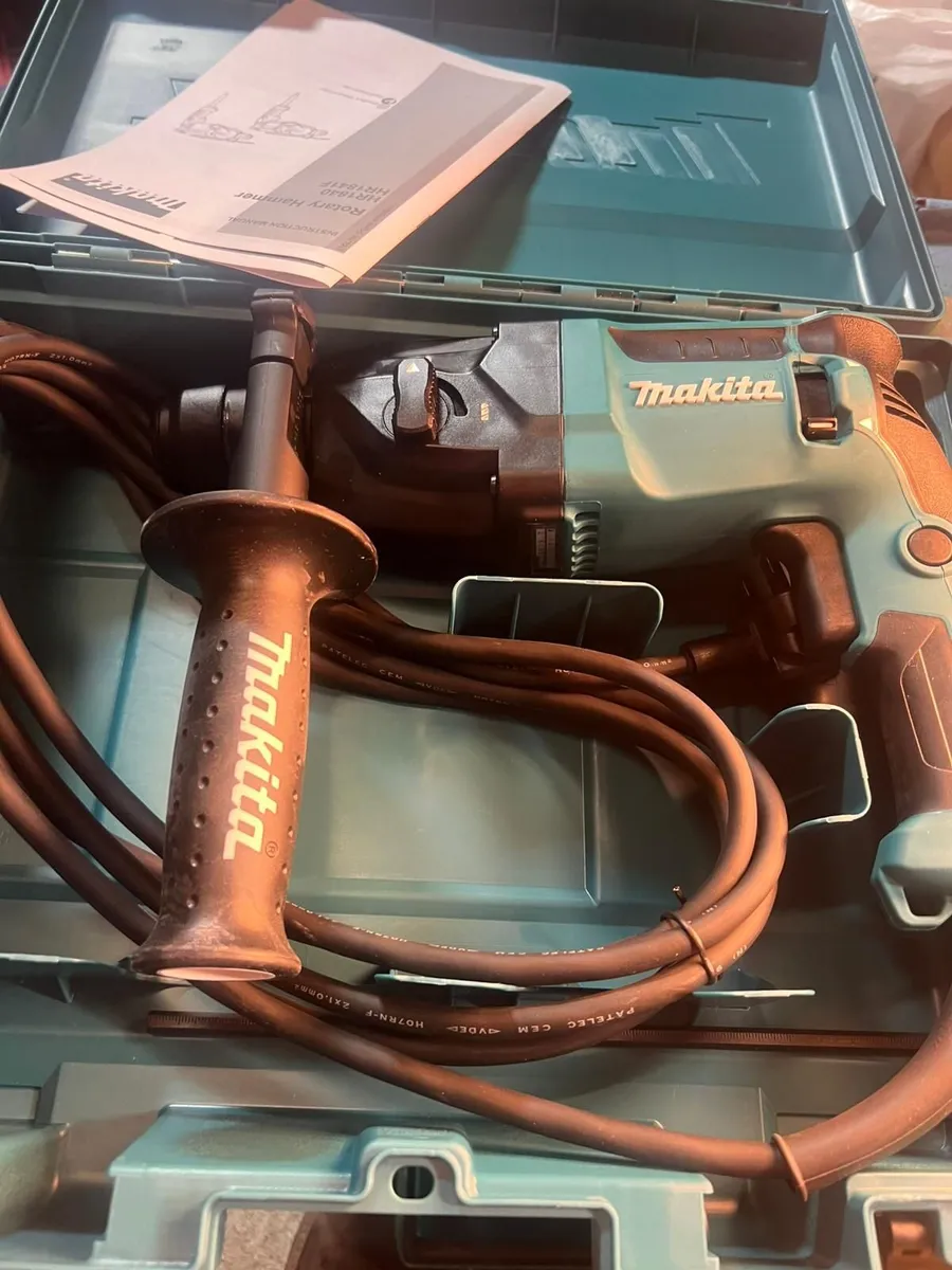 New makita sds hammer drill - Image 1