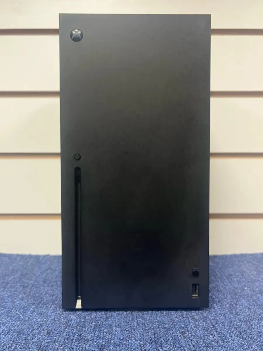 Xbox Series X - Image 3