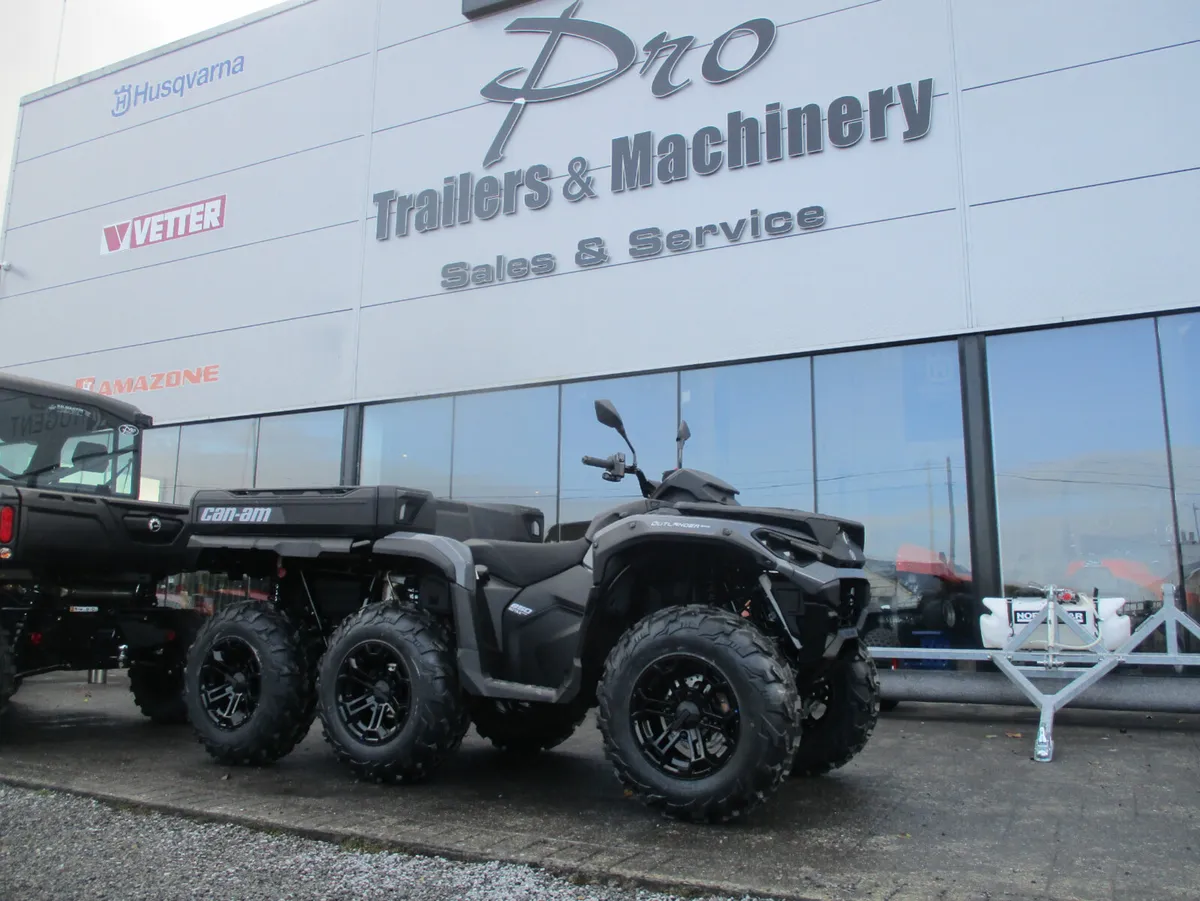 Can-Am Outlander 6 x 6 quad atv - Image 1