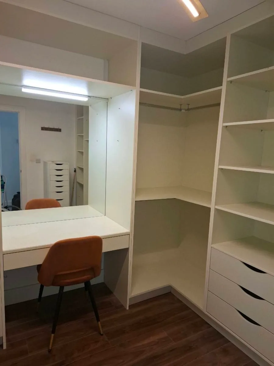 Walk in waredrobe - Image 2