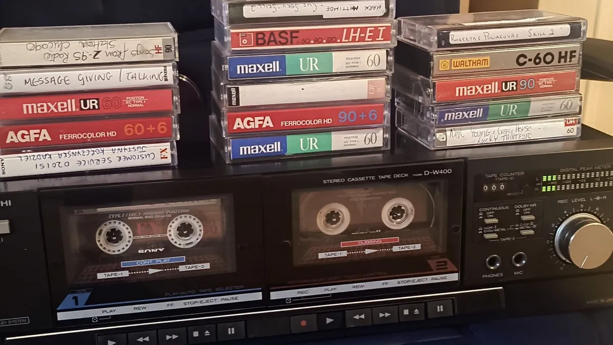 Stereo double cassette deck Hitachi D-W400 +18 tap - Image 1