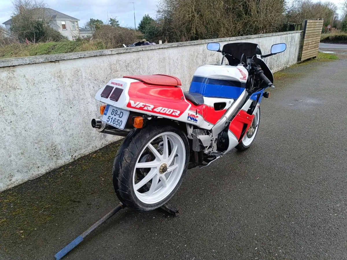 Honda VFR 400 nc30 - Image 3