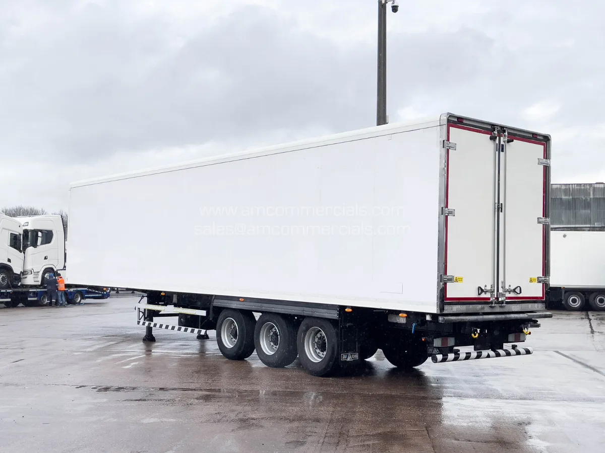 2018 GRAY & ADAMS MULTI-TEMP FRIDGE TRAILER - Image 4