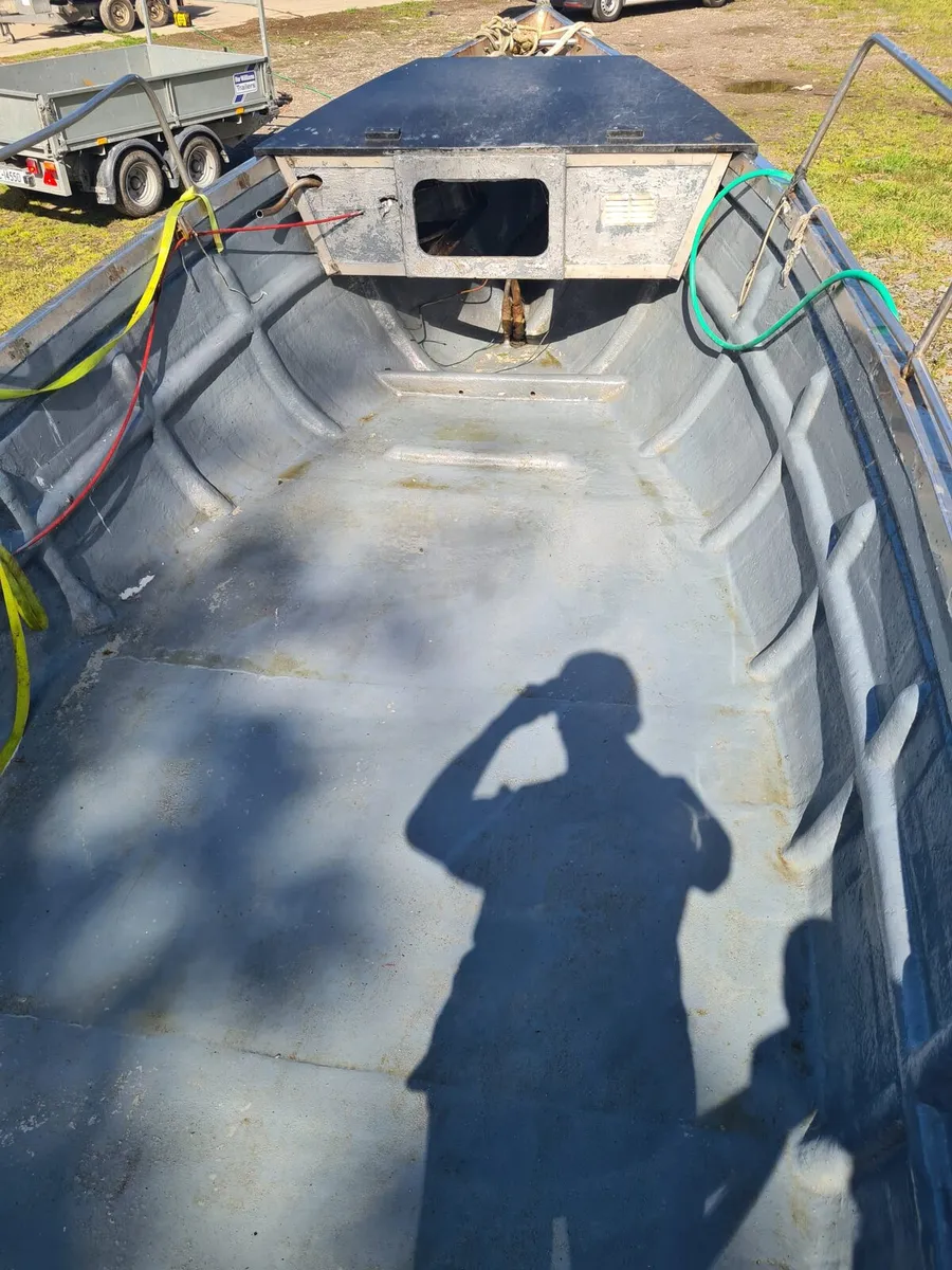 Punt for sale - Image 3
