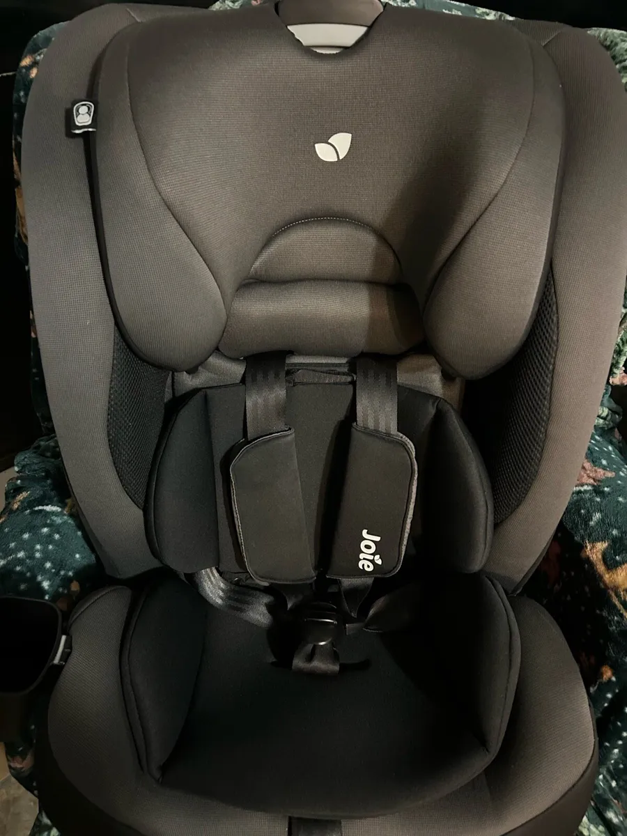 Car seat - Image 1
